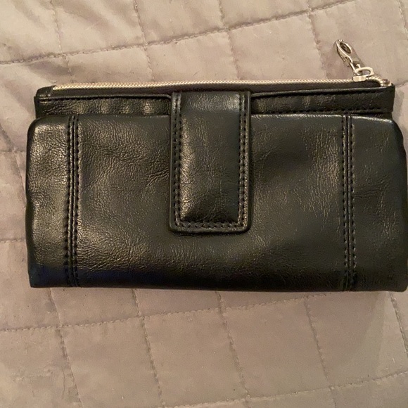 Relic wallet. Like new! Black - Picture 2 of 4